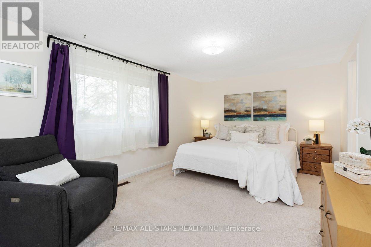 15 Montezuma Trail, Toronto, Ontario  M1V 1K4 - Photo 18 - E13155628
