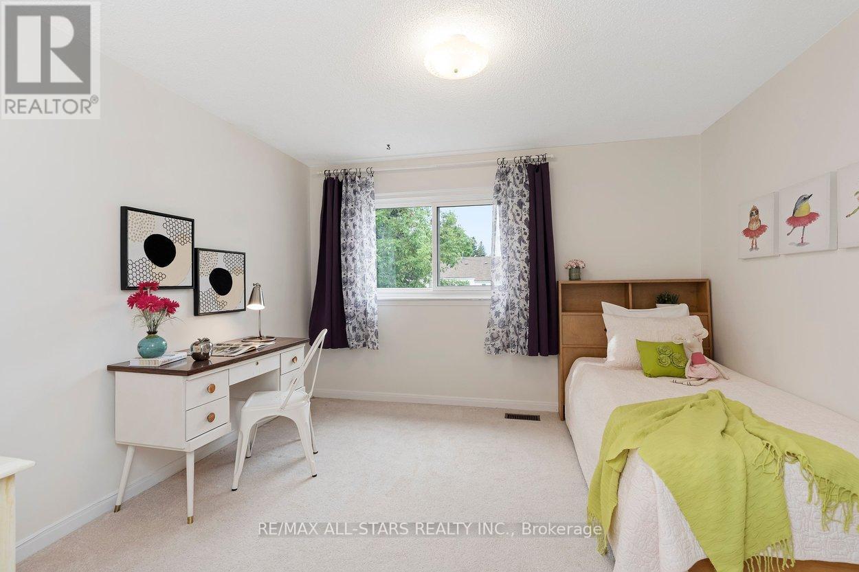 15 Montezuma Trail, Toronto, Ontario  M1V 1K4 - Photo 26 - E13155628