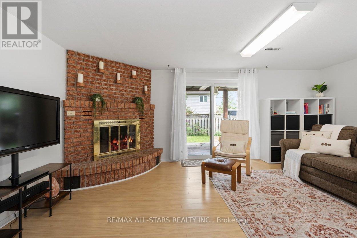 15 Montezuma Trail, Toronto, Ontario  M1V 1K4 - Photo 31 - E13155628
