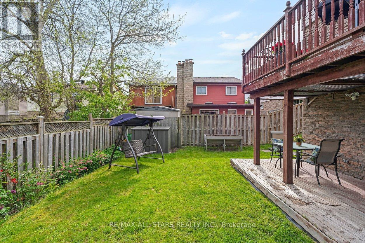 15 Montezuma Trail, Toronto, Ontario  M1V 1K4 - Photo 41 - E13155628