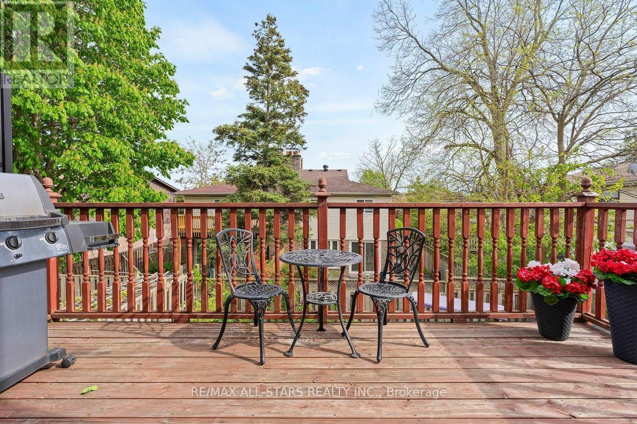 15 Montezuma Trail, Toronto, Ontario  M1V 1K4 - Photo 43 - E13155628