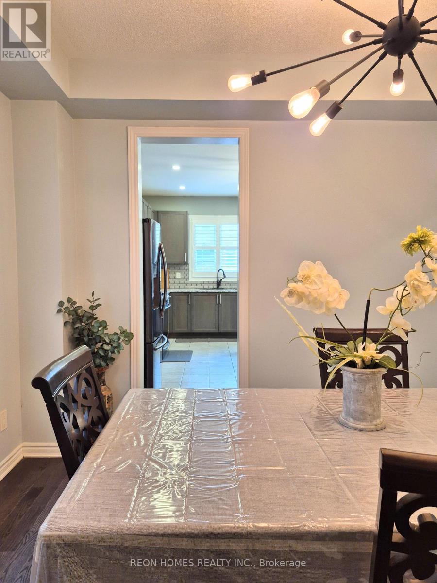 2142 Saffron Drive, Pickering, Ontario  L1X 0E2 - Photo 12 - E13155646