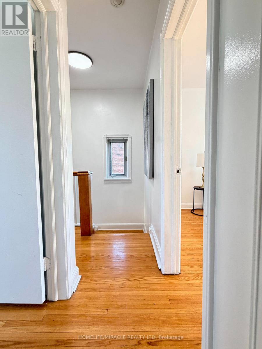 12 Roselm Road, Toronto, Ontario  M1R 3Y6 - Photo 10 - E13155720