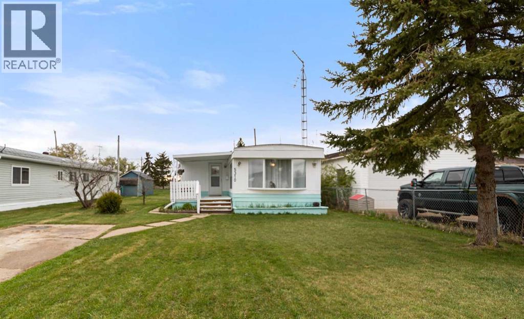 5310 49 Street, Daysland, Alberta  T0B 1A0 - Photo 2 - A2312695