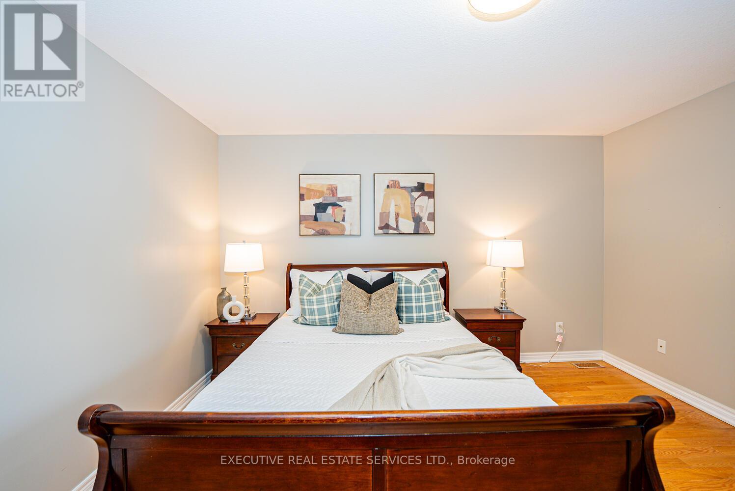 4 Berkshire Place, Hamilton, Ontario  L9K 0A9 - Photo 27 - X13150652