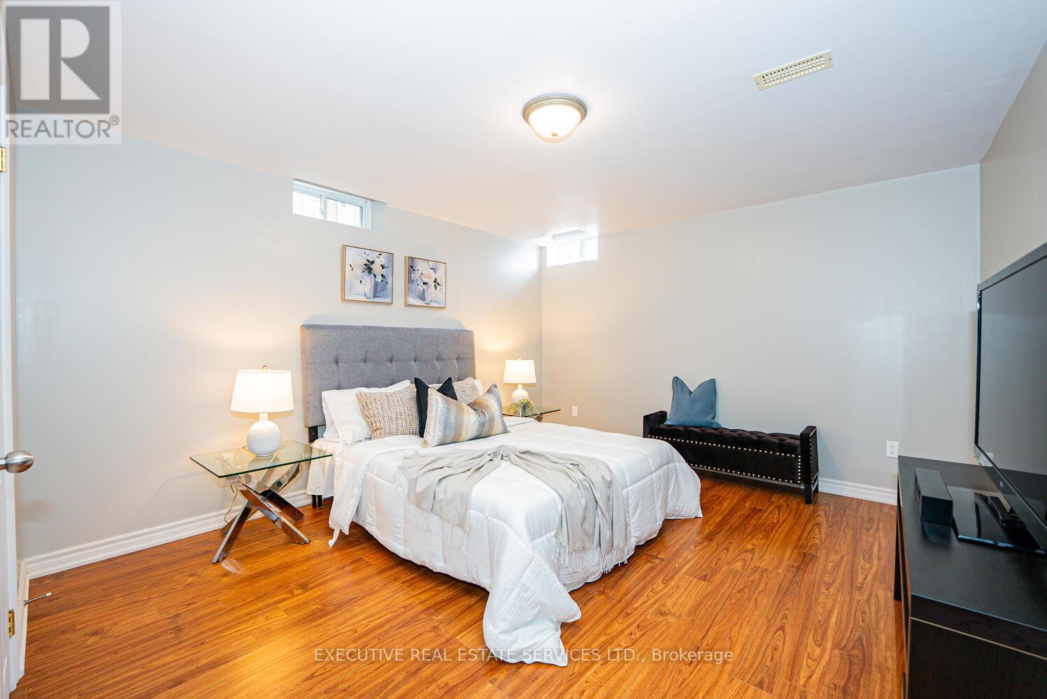 4 Berkshire Place, Hamilton, Ontario  L9K 0A9 - Photo 41 - X13150652
