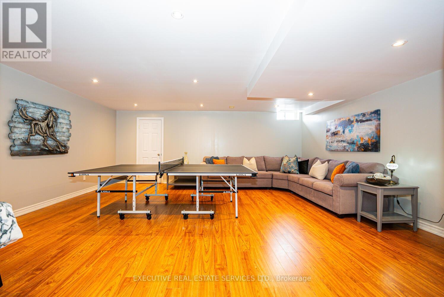 4 Berkshire Place, Hamilton, Ontario  L9K 0A9 - Photo 40 - X13150652