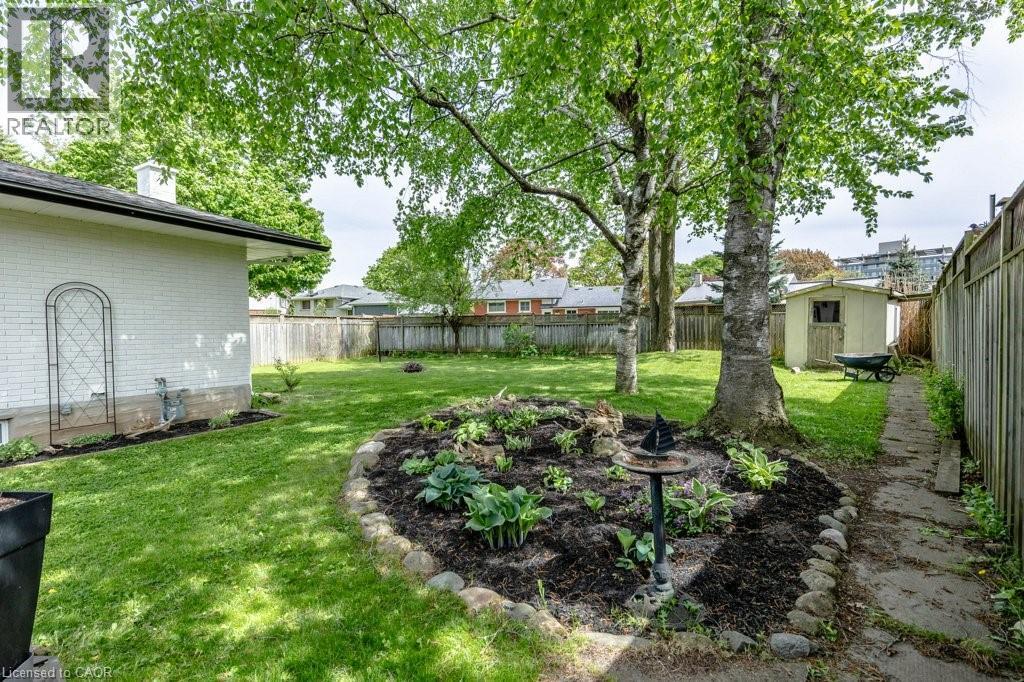 22 Charlotte Crescent, Kitchener, Ontario  N2B 2K3 - Photo 32 - 40831549
