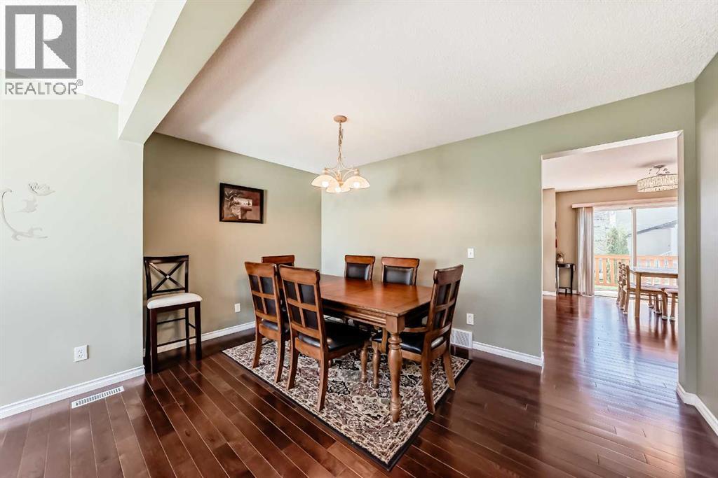 438 Bridlewood Place SW, Calgary, Alberta  T2Y 3R1 - Photo 12 - A2311661