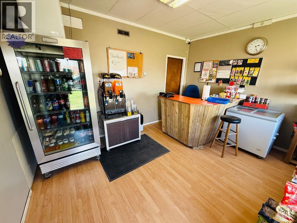 107 Centre Street, Enchant, Alberta  T0K 0V0 - Photo 10 - A2313154