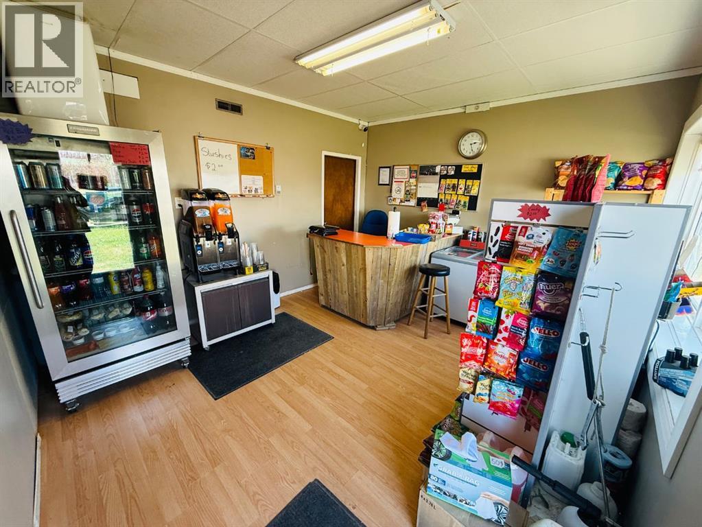 107 Centre Street, Enchant, Alberta  T0K 0V0 - Photo 11 - A2313154