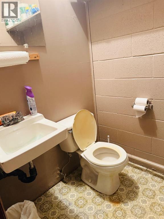 107 Centre Street, Enchant, Alberta  T0K 0V0 - Photo 17 - A2313154