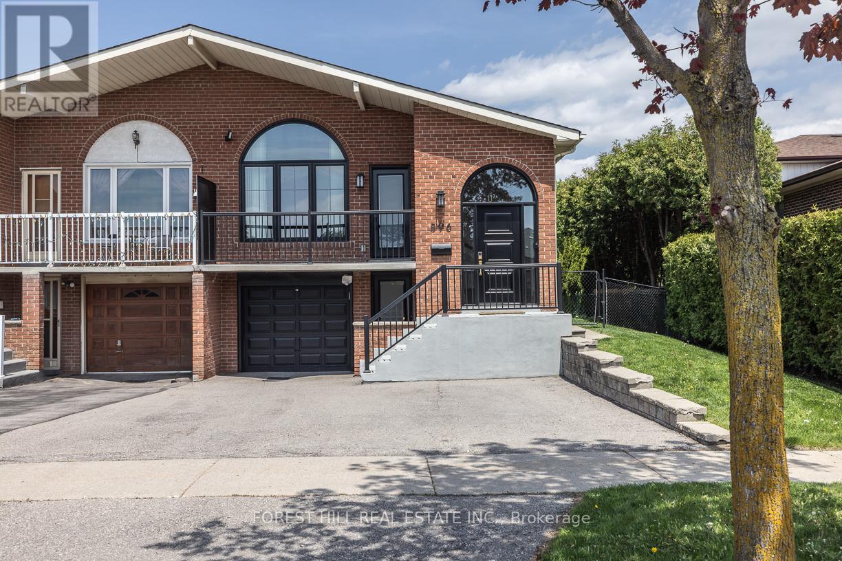596 WOODBRIDGE AVENUE, Vaughan, Ontario
