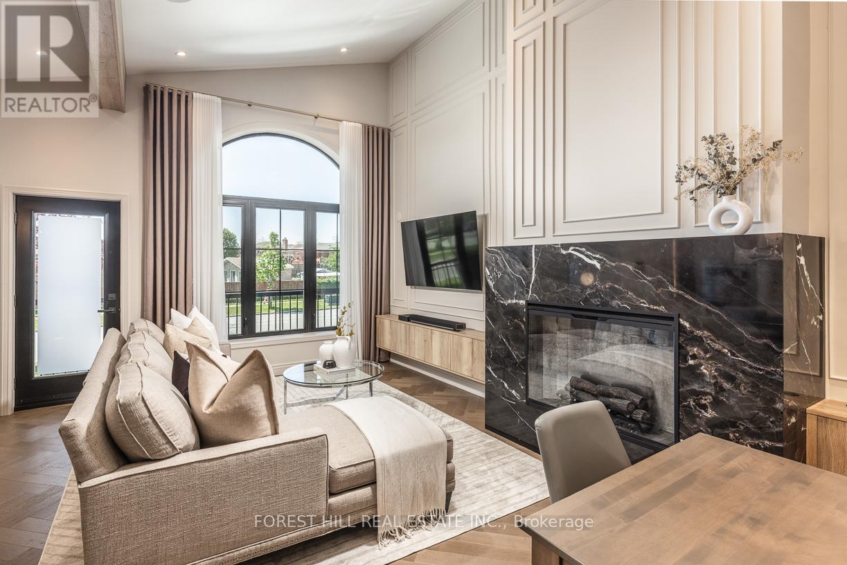 596 Woodbridge Avenue, Vaughan, Ontario  L4L 2T7 - Photo 3 - N13155492
