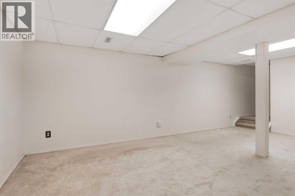 114 Strathlorne Mews SW, Calgary, Alberta  T3H 1V1 - Photo 41 - A2310453