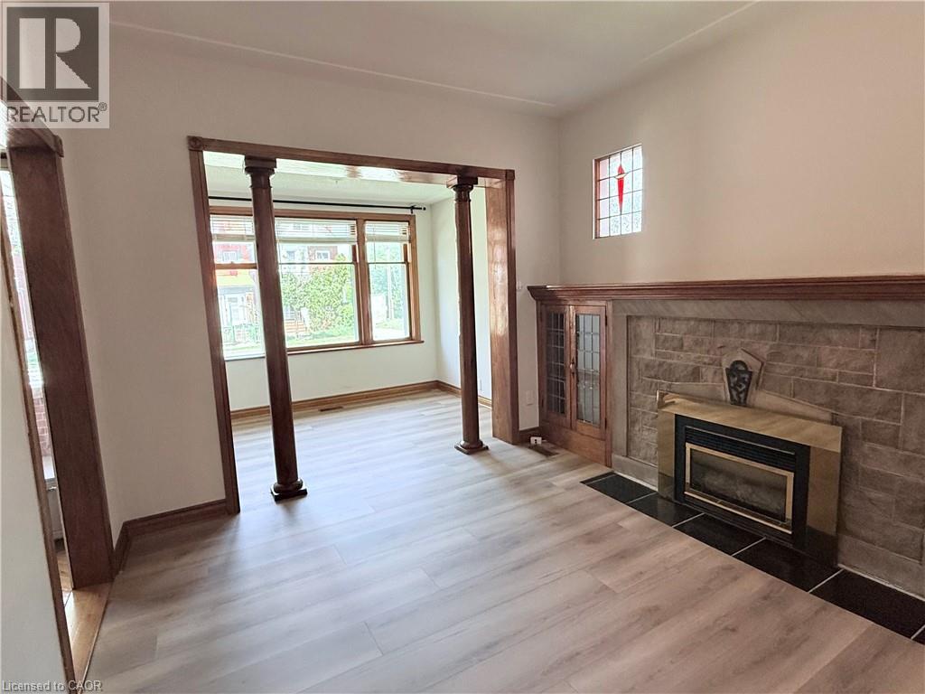 220 Maplewood Avenue Unit# 1, Hamilton, Ontario  L8M 1X8 - Photo 6 - 40831671