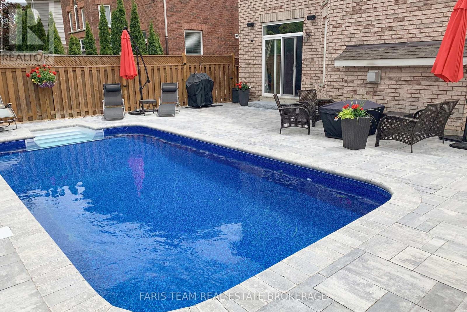 12 Kensington Trail, Barrie, Ontario  L4N 0K5 - Photo 47 - S13155356