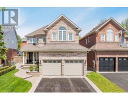 12 KENSINGTON TRAIL, Barrie, Ontario