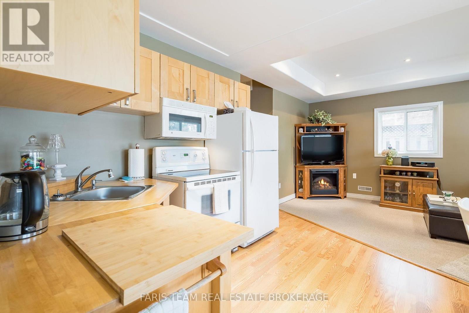 45 Hawkins Drive, Barrie (Ardagh), Ontario  L4N 0A7 - Photo 27 - S13155712
