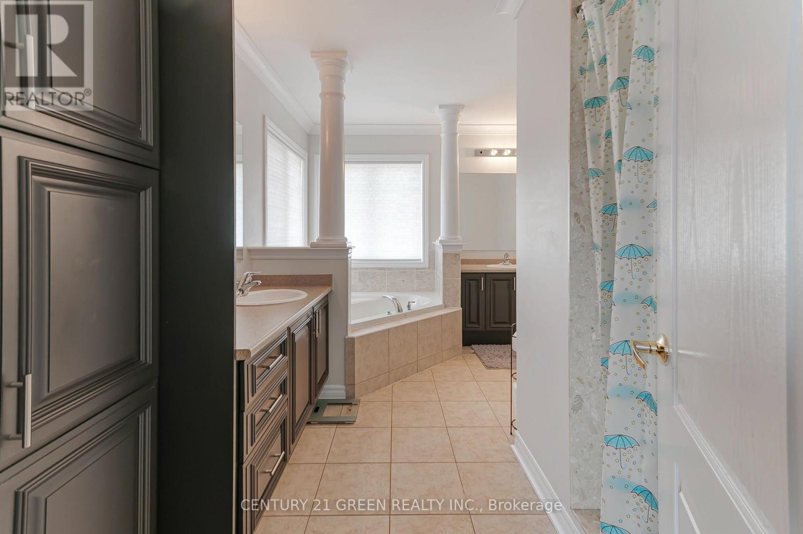 83 Diana Way, Barrie (Innis-Shore), Ontario  L4M 7J1 - Photo 30 - S13155820