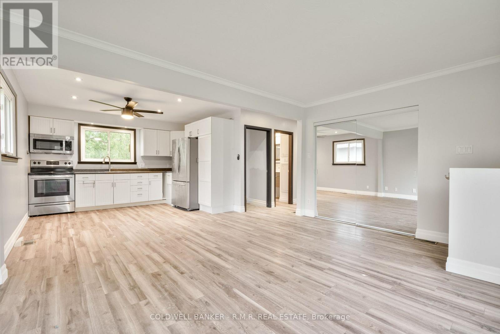 66 Edith Street, Georgina, Ontario  L0E 1L0 - Photo 5 - N13155930