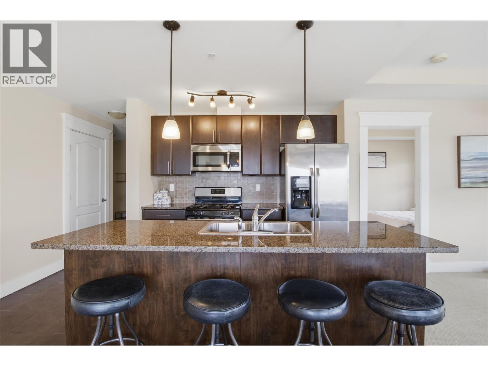 975 Victoria  W Street Unit# 202, Kamloops, British Columbia  V2C 0C2 - Photo 11 - 10388335