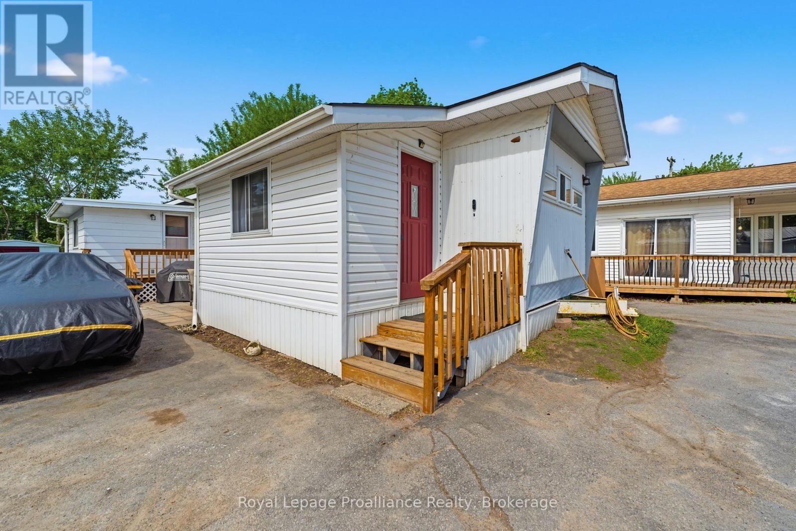 53-63 Whites Road, Quinte West (Sidney Ward), Ontario  K8V 5P5 - Photo 3 - X13155852