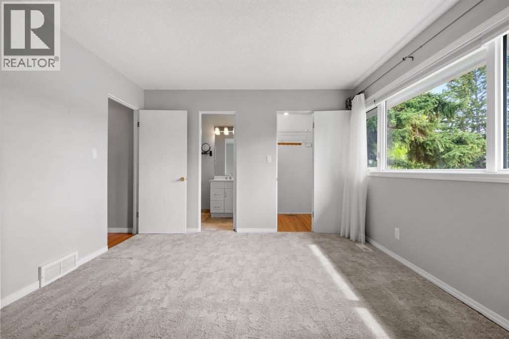 52 Lake Lucerne Close SE, Calgary, Alberta  T2J 3H8 - Photo 19 - A2313035