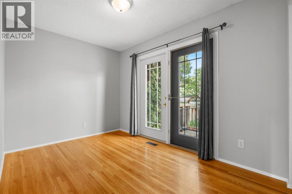 52 Lake Lucerne Close SE, Calgary, Alberta  T2J 3H8 - Photo 26 - A2313035