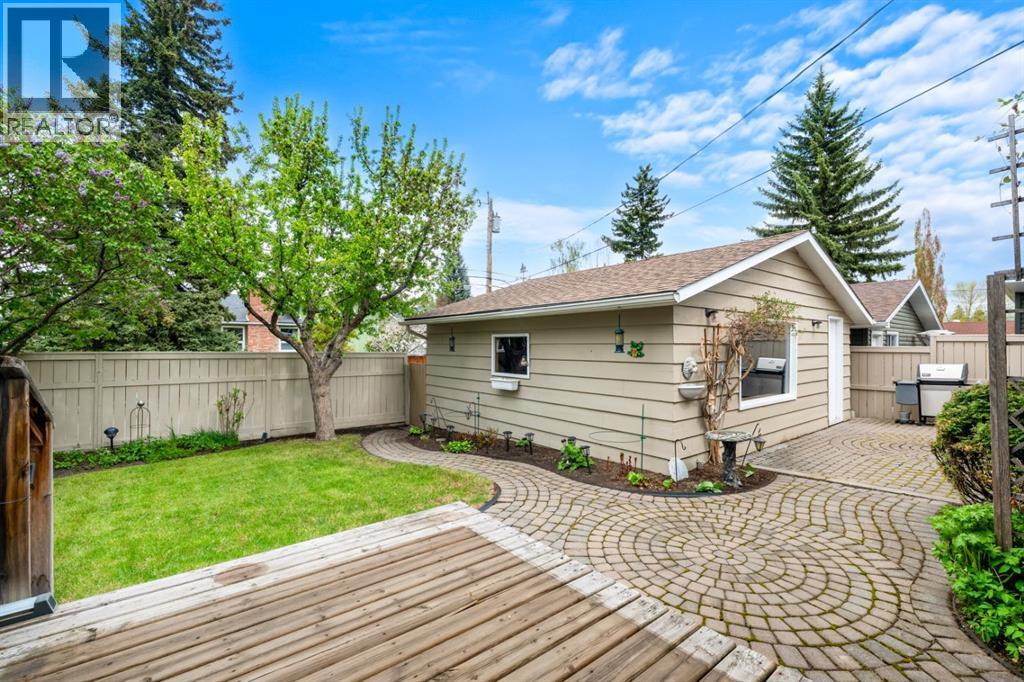 52 Lake Lucerne Close SE, Calgary, Alberta  T2J 3H8 - Photo 44 - A2313035