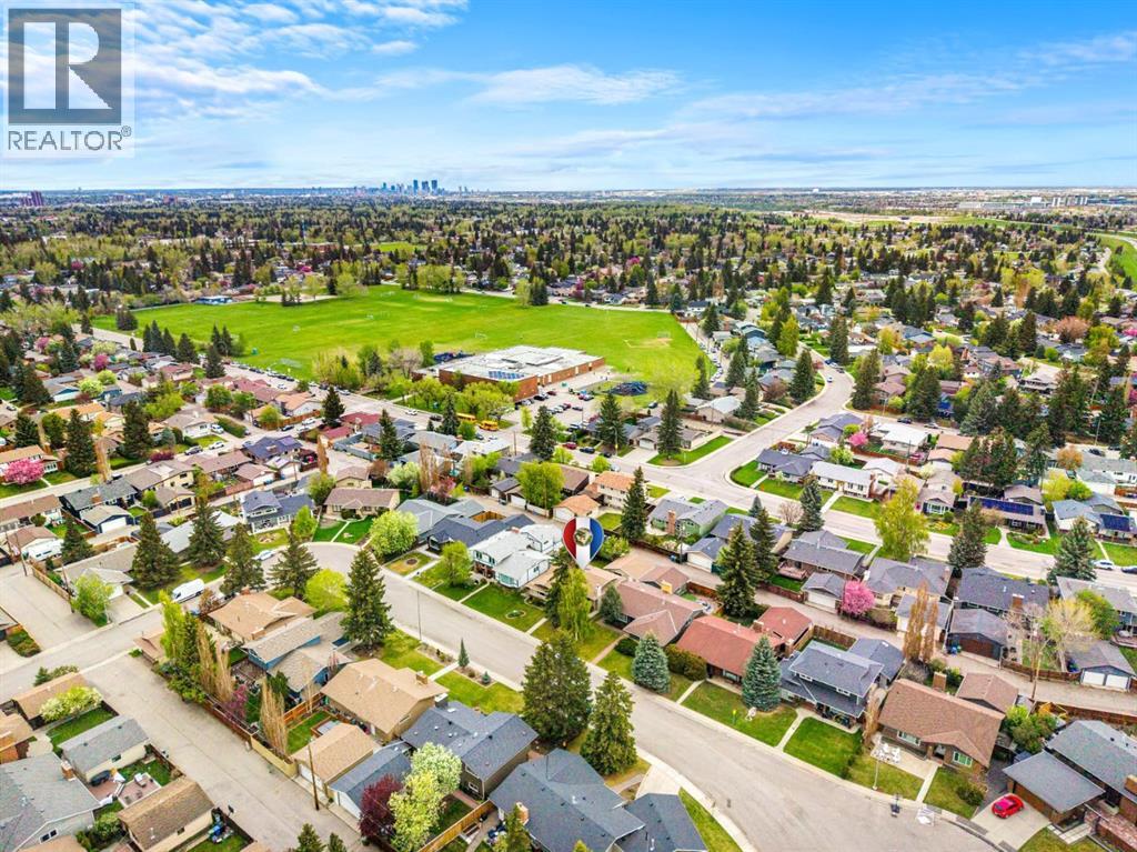 52 Lake Lucerne Close SE, Calgary, Alberta  T2J 3H8 - Photo 48 - A2313035
