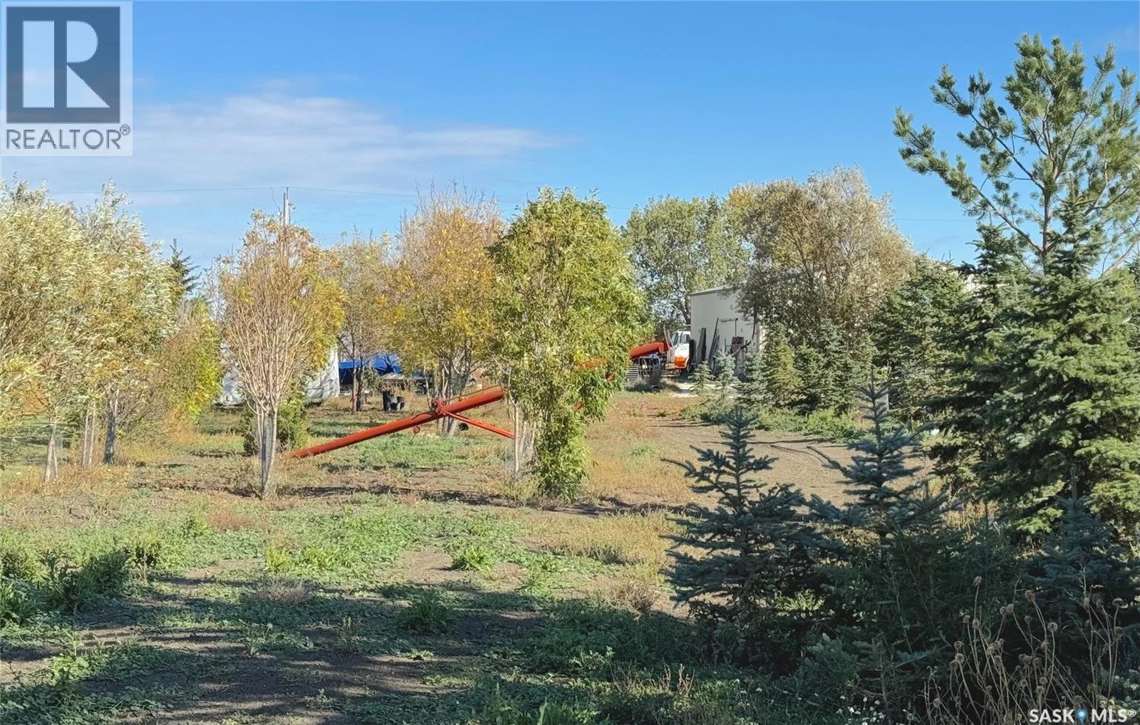2150 Courtney Street, Regina, Saskatchewan  S4Y 0E9 - Photo 2 - SK036685