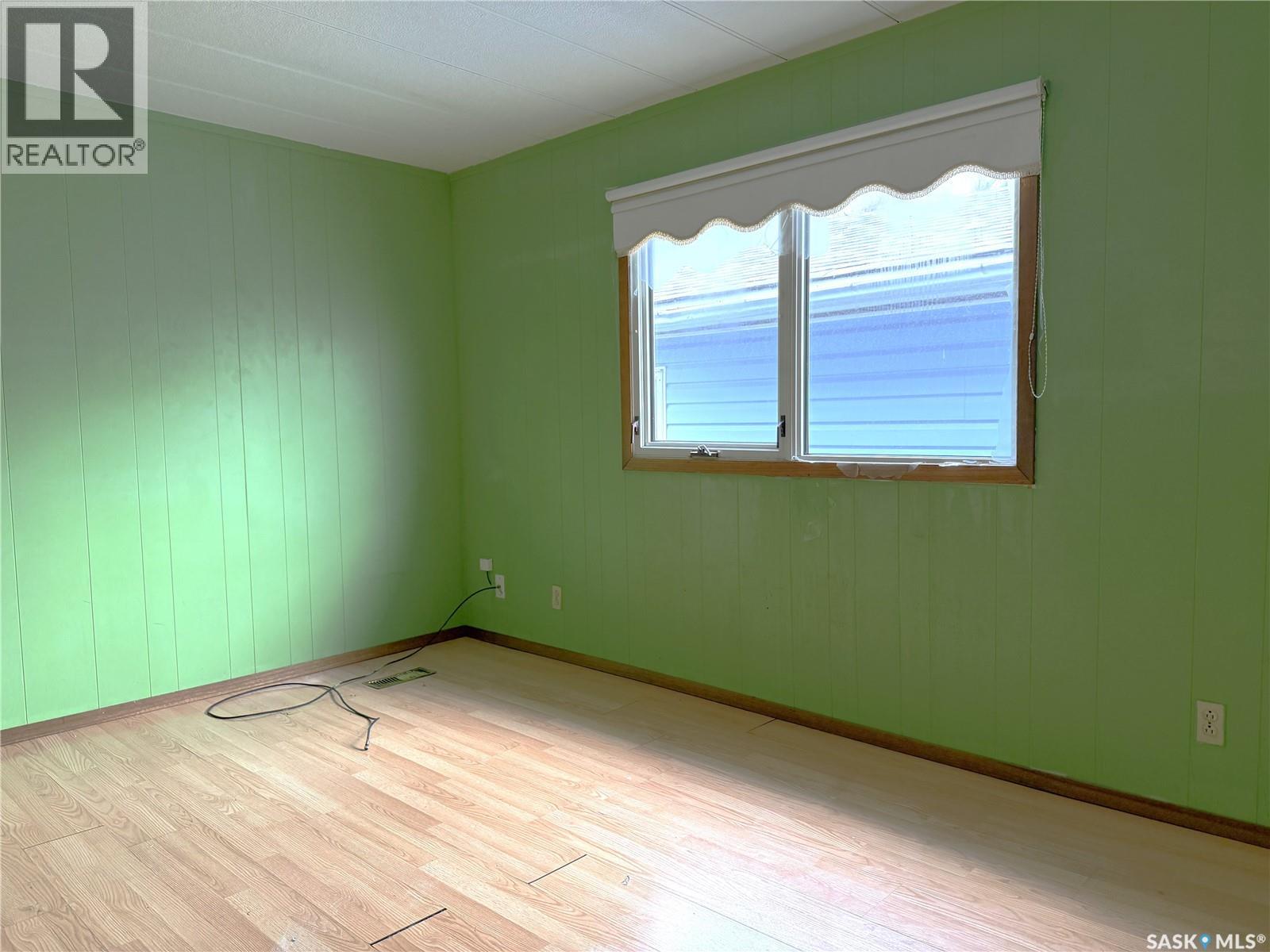 1016 Railway Avenue, Milestone, Saskatchewan  S0G 3L0 - Photo 14 - SK036677