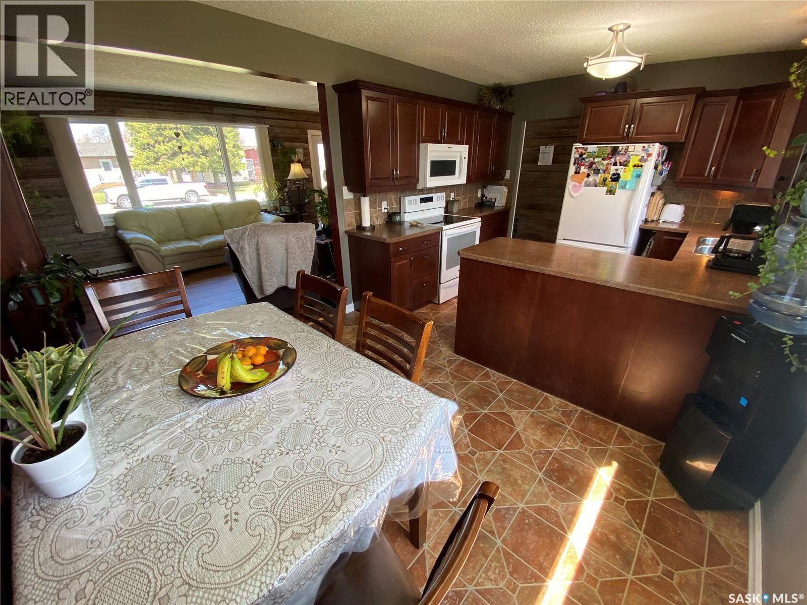 55 Mossfield Place, Yorkton, Saskatchewan  S3N 2R1 - Photo 3 - SK036639