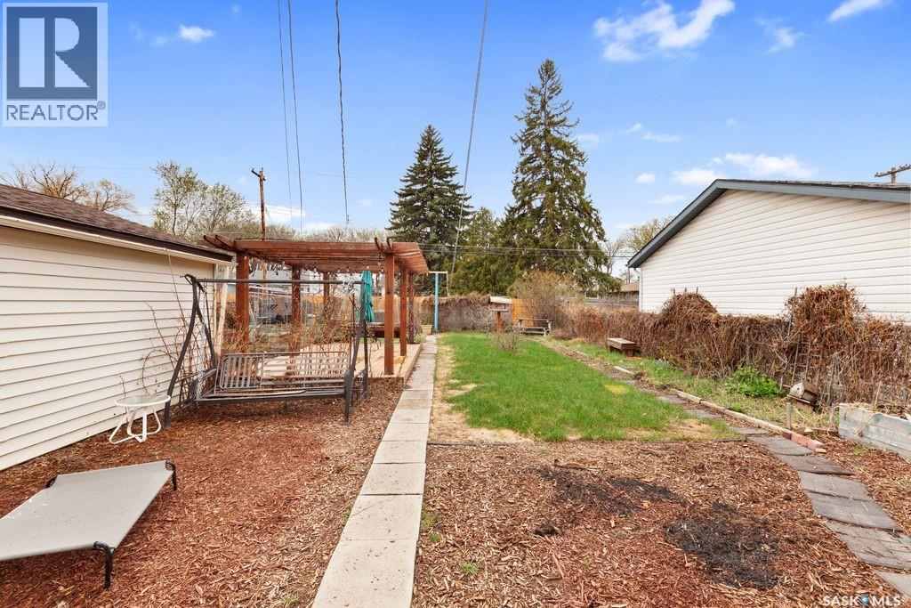 1309 N Avenue S, Saskatoon, Saskatchewan  S7M 2R2 - Photo 25 - SK036631