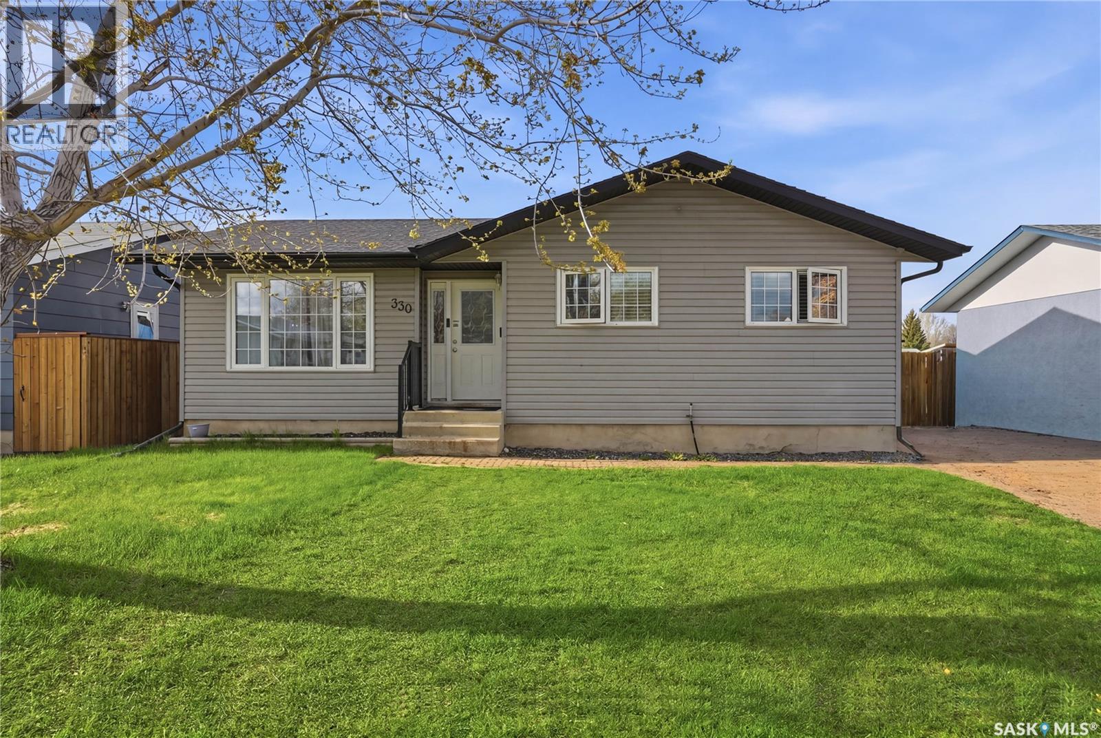 330 Devonshire CRESCENT, saskatoon, Saskatchewan