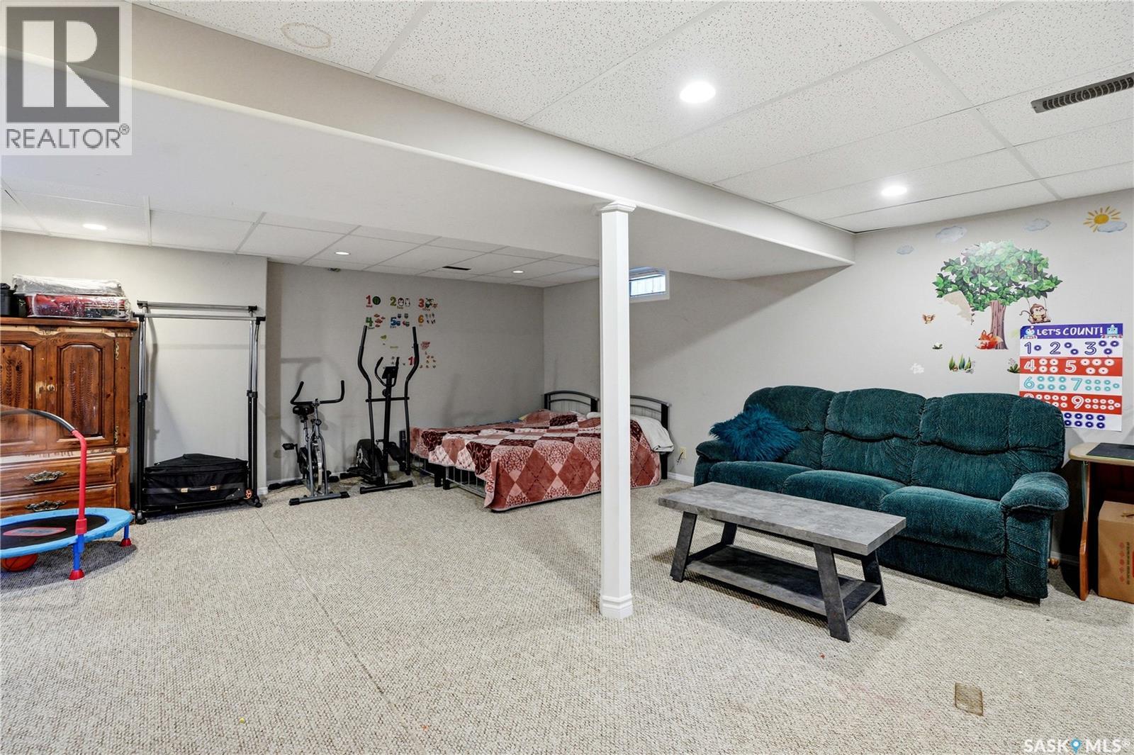 330 Devonshire Crescent, Saskatoon, Saskatchewan  S7L 5V8 - Photo 23 - SK036628