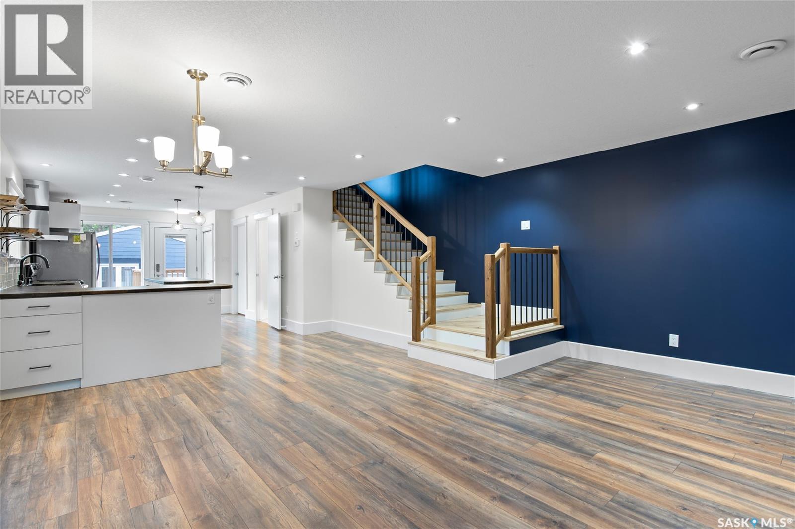 1920 Athol Street, Regina, Saskatchewan  S4T 3E3 - Photo 3 - SK036603