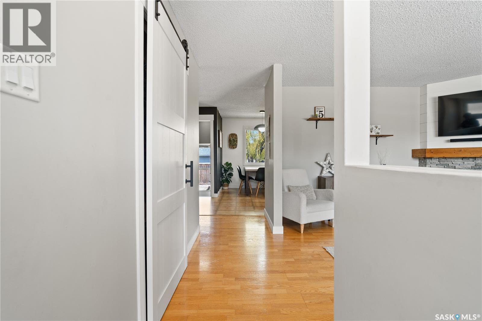 35 Symons Place, Regina, Saskatchewan  S4X 1M7 - Photo 4 - SK036592