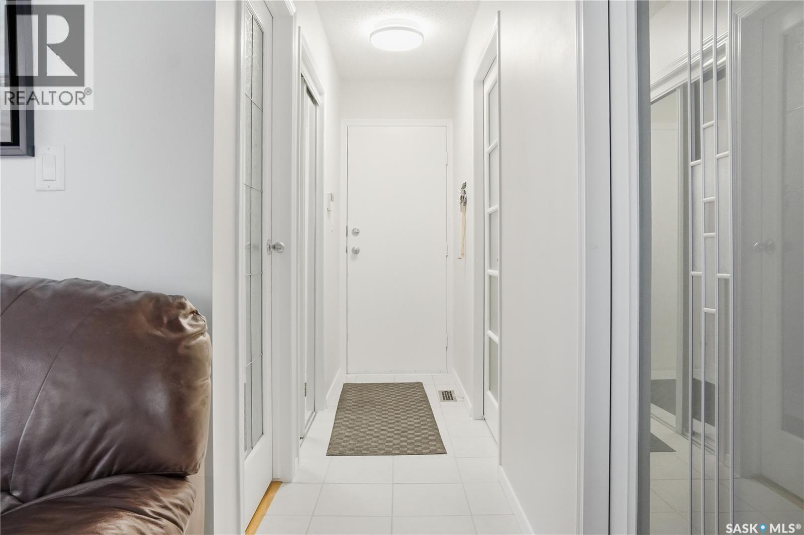 2403 Truesdale Drive, Regina, Saskatchewan  S4V 0W1 - Photo 24 - SK036499