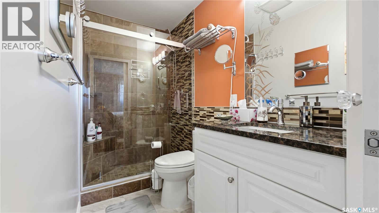 2403 Truesdale Drive, Regina, Saskatchewan  S4V 0W1 - Photo 32 - SK036499