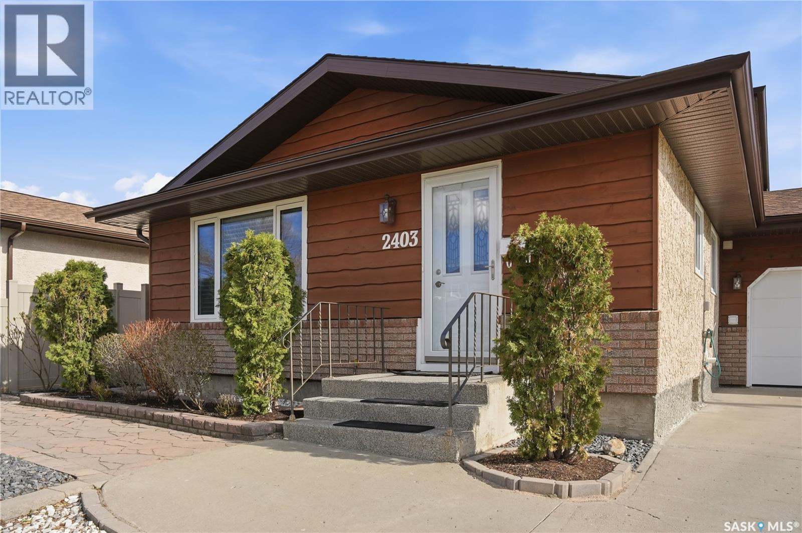 2403 Truesdale Drive, Regina, Saskatchewan  S4V 0W1 - Photo 5 - SK036499