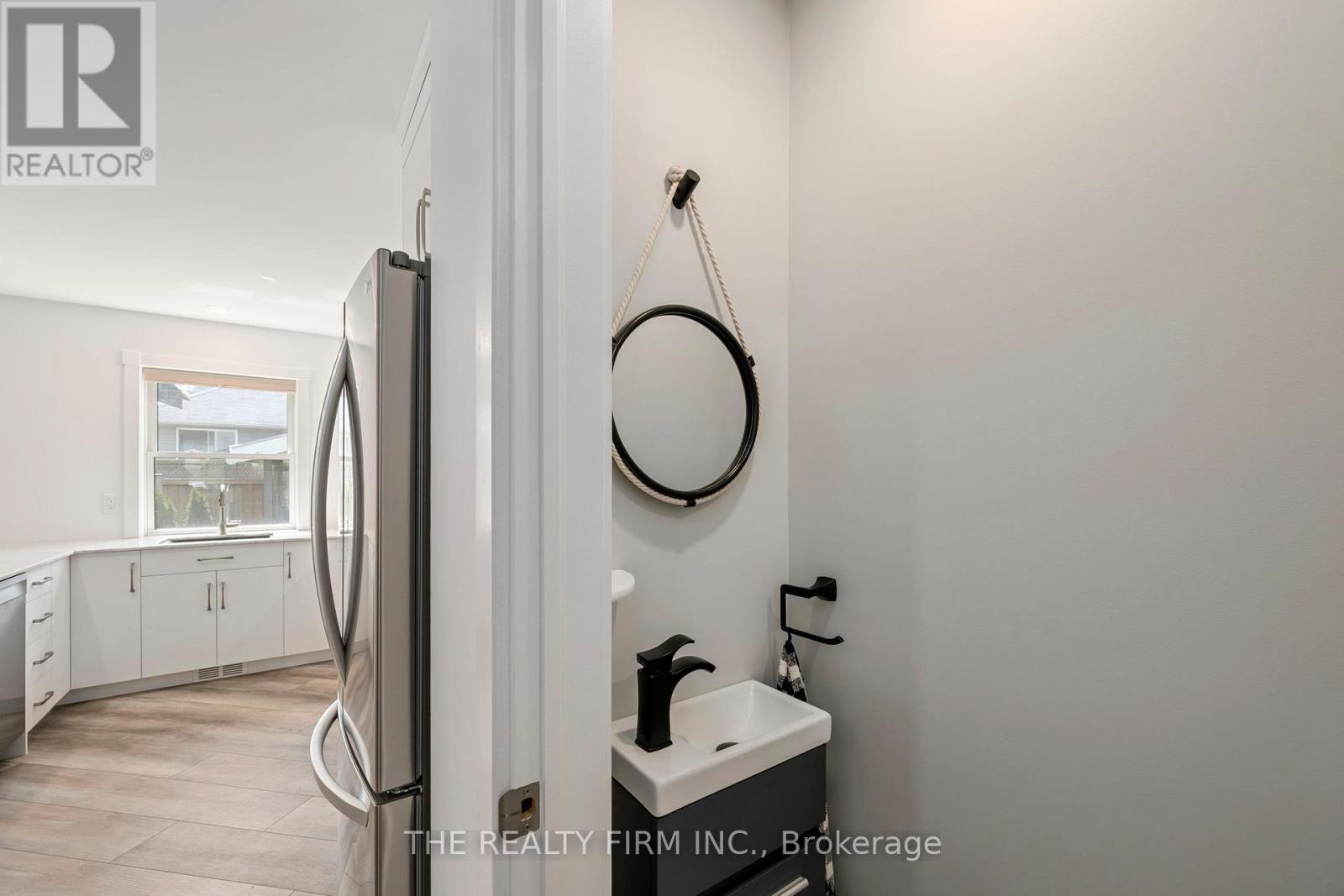 308 Selbourne Drive, Central Elgin, Ontario  N5L 1B1 - Photo 17 - X13156016