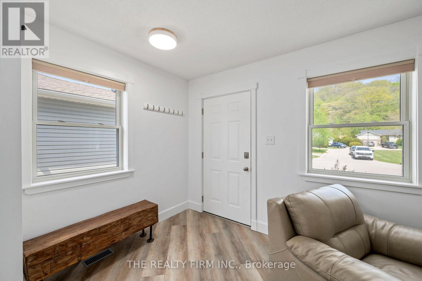 308 Selbourne Drive, Central Elgin, Ontario  N5L 1B1 - Photo 5 - X13156016