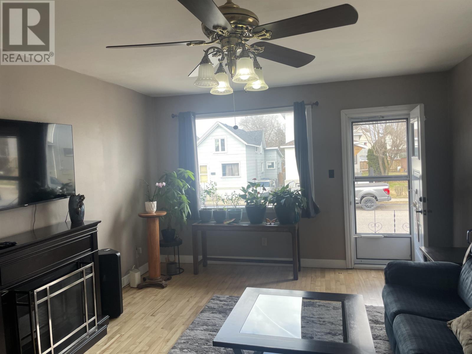 523 Mclaughlin St W, Thunder Bay, Ontario  P7C 3B4 - Photo 3 - TB2601017