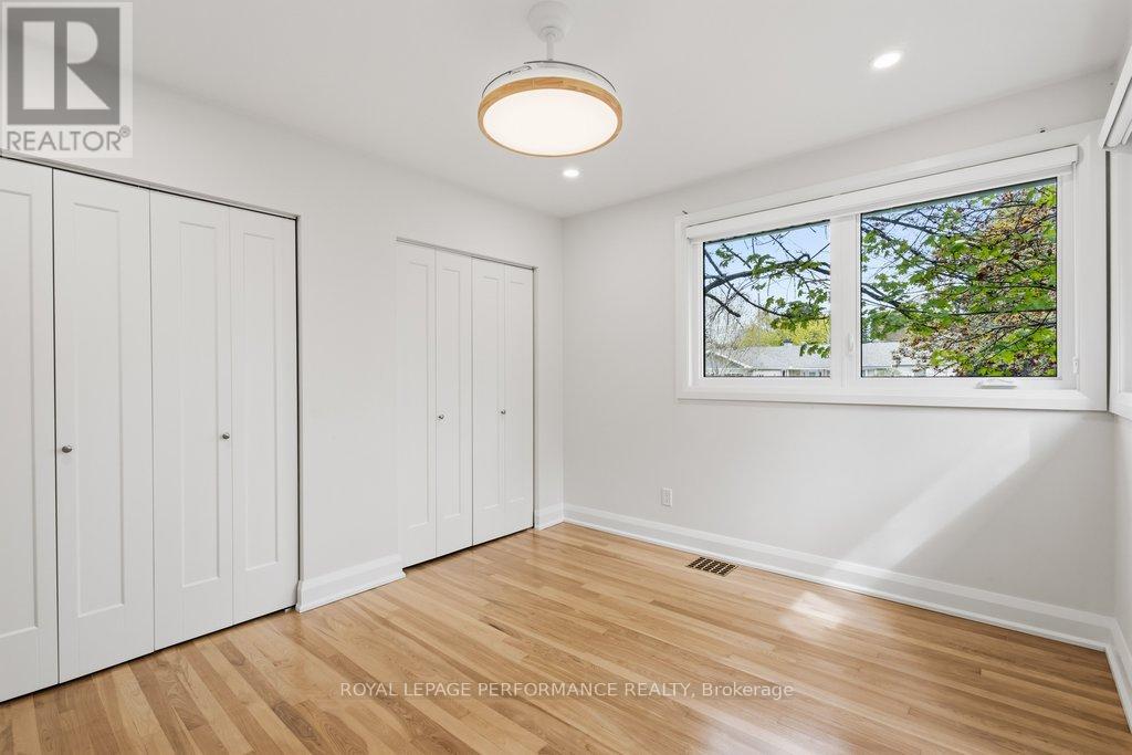 180 Roger Road, Ottawa, Ontario  K1H 5C8 - Photo 11 - X13155908