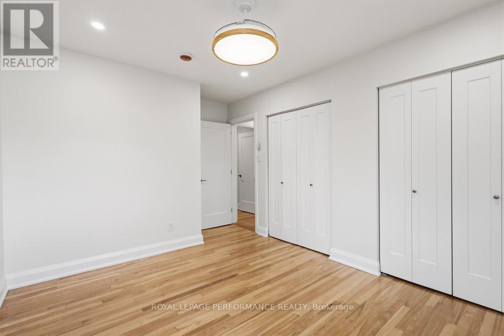180 Roger Road, Ottawa, Ontario  K1H 5C8 - Photo 12 - X13155908