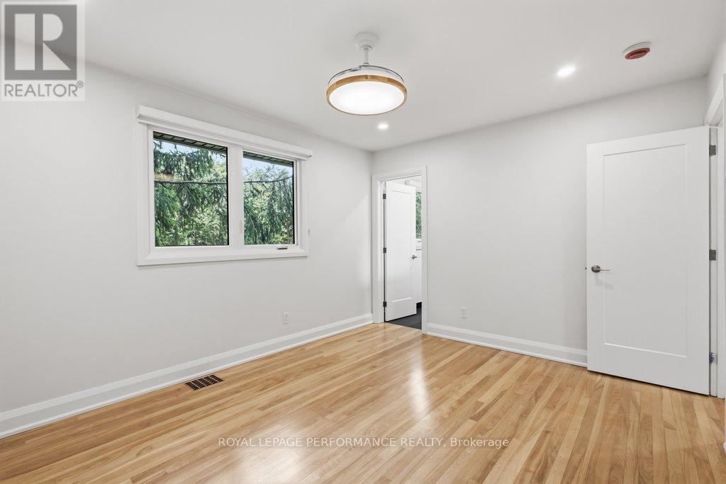 180 Roger Road, Ottawa, Ontario  K1H 5C8 - Photo 16 - X13155908