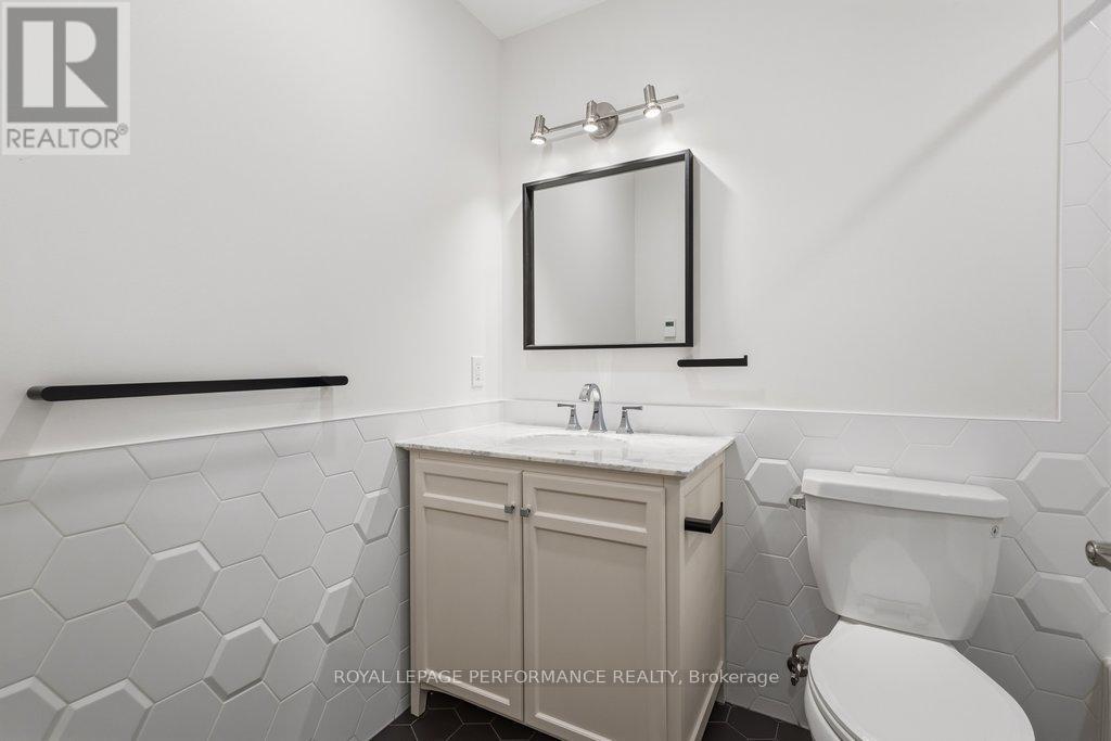 180 Roger Road, Ottawa, Ontario  K1H 5C8 - Photo 18 - X13155908