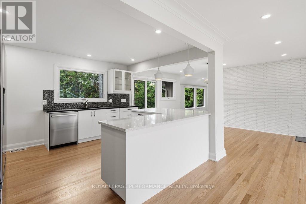 180 Roger Road, Ottawa, Ontario  K1H 5C8 - Photo 19 - X13155908